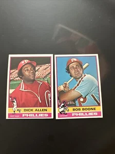 1976 Topps # 318 Boone and # 455 Allen Phillies NM - Picture 1 of 2