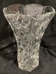 Jarrón de cristal de plomo de 10" de alto peso pesado con borde festoneado estilo art deco - Imagen 1 de 12