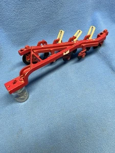 Vintage Ertl IH International 4 Bottom Plow 1/16th scale - Picture 1 of 5