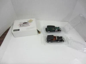 #77 NATIONAL MOTOR MUSEUM MINT 1932,1933 Cadillac Fleetwood Cabriolet 1:32 Scale - Picture 1 of 5