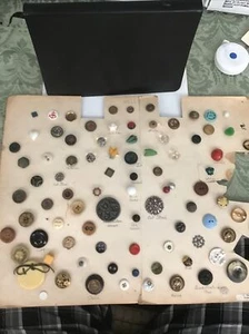 Card of 82 Antique & Vintage Rare Collectors Buttons Various Themes & Materials - Picture 1 of 12