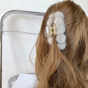Women's Cute Real Mink Fur Hair Clip Hair Claw bobby Pin Hairpin W Pompom Ball - Picture 1 of 12