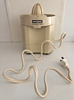 Waring Automatic Juicer Working Model 11JC10 - Image 1 of 4