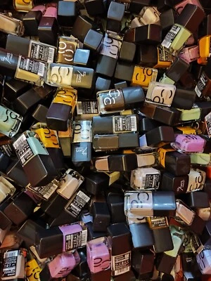 Nagellack Paket 50 Nail Polish+Gel Lacquer verschiedene Stück Überraschung ,NEU - Bild 1 von 3