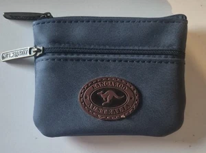 Small coin purse with Aus Logo - Souvenir - Picture 1 of 4