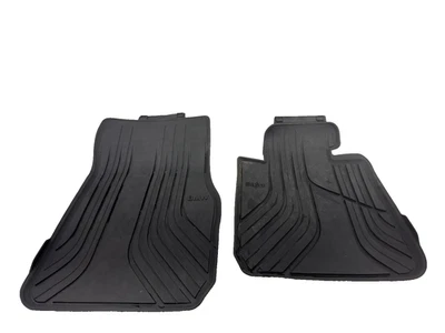 BMW 320i 2013-2018 juego de alfombrillas de goma delanteras izquierda y derecha para todo tipo de clima OEM Foto 1 de 4