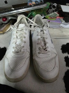MEN'S VEJA V-10 SNEAKERS Size 11 Shoes - Picture 1 of 7