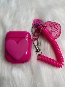 Hot Pink Heart Apple AirPods 2&1 Plastic Hard Case Protector Full Cover Keychain - Picture 1 of 4