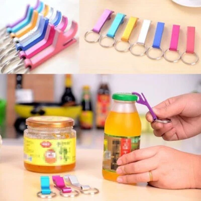 Nuovo Apribottiglie Portachiavi Catena Barra Di Metallo Strumento Uomo ☆ - Immagine 1 di 4