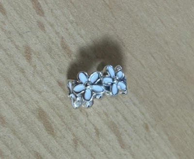 PANDORA Charms Armband 925 Sterling Silber Weiß füllige kleinen Blumen (P18) - Bild 1 von 3