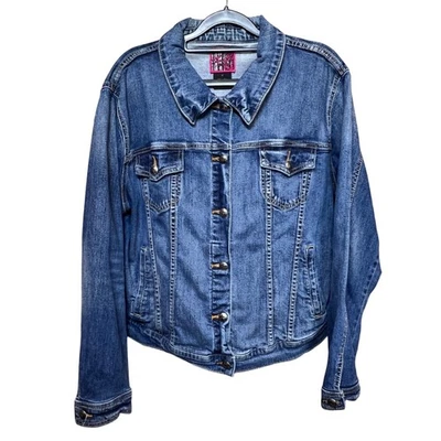Chaqueta Denim Torrid Azul Lavado Botón Frontal Clásica Camionero Bolsillos Mujer Talla 1 Foto 1 de 4