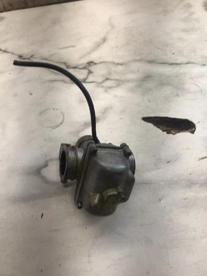 Carburador de carburador 64 Yamaha YA6 125 Santa Barbara  Foto 1 de 4