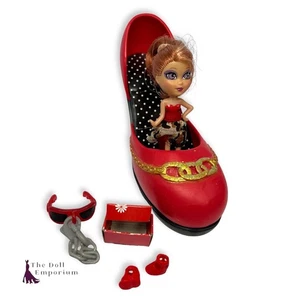 Barbie 2008 - Peek-A-Boo Petites, 2,5" Mini Modepuppe - Sandale Sally - Bild 1 von 6