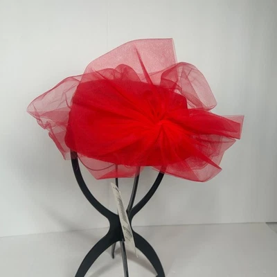 Nuevo con etiquetas Sombrero Pastillero Vintage Rojo Sears Tul Encaje Fascinador Navidad Cóctel Foto 1 de 4