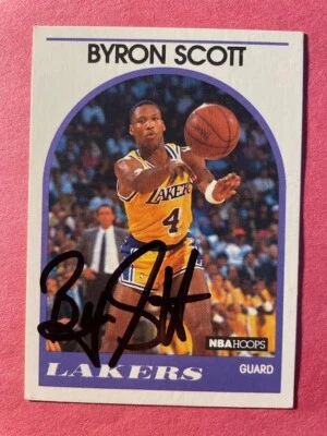SIGNED BYRON SCOTT 1989 NBA HOOPES AUTOGRAPHED CARD - LAKERS - Image 1 of 2