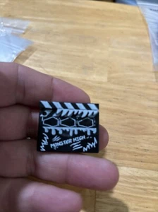 Monster High Frights Kamera Action Honey Swamp Zubehör Director's Clapboard - Bild 1 von 4