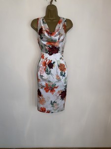 Vestido de satín - H\u0026M CL