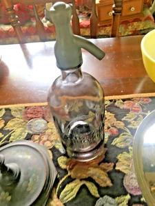 Botella Seltzer Magnolia Home de Joanna Gaines gris ahumado 2015 Waco TX - Imagen 1 de 4