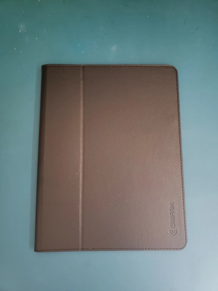 Apple Smart Cover Leather 10.5in iPad 7th Gen. and iPad Air 3rd Gen. - Black - Image 1 of 3