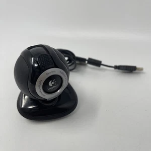 Logitech QuickCam Communicate Deluxe V-UBE43 USB Webcam w/ Privacy Slider Screen - Picture 1 of 7