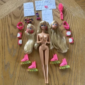 Vtg 1991 Rollerblade Barbie Lot Flicker N Flash Clothes Dolls & Rollerblades - Picture 1 of 7