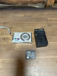 Appareil photo numérique Panasonic objectif Lumix FS3 Leica argent DMC-FS3 testé - Photo 1/11