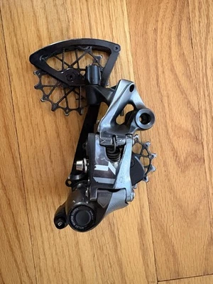 Desviador trasero mecánico SRAM Force 11 con jaula Garbaruk Foto 1 de 4