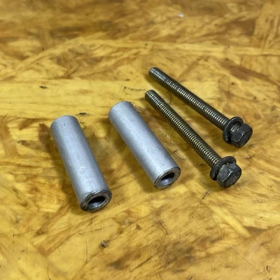 Pernos y espaciadores de carenado trasero trasero Ducati ST2/ST4S/ST4 Foto 1 de 4