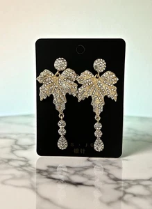 2.7/8" Long Clear Rhinestones Linear Grape Leaf Elegant Earrings, Party, Bridal - Picture 1 of 3