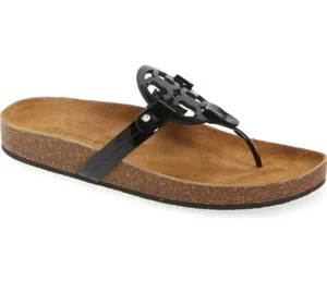 Nuevo en caja Tory Burch Miller Tanga en la nube Logotipo Sandalia Plana EE. UU. 10.5 Patente Negra Perfecta - Imagen 1 de 14