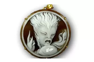 18kt 750 Gold Pendant with Sardonic Cameo and Torre del Greco by - Picture 1 of 2