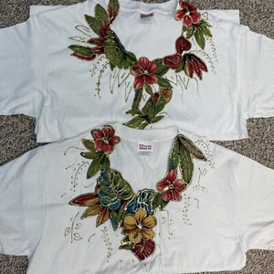 Lot Of 2 Handmade Floral Appliqué T-shirt’s  (KB-50) - Picture 1 of 10