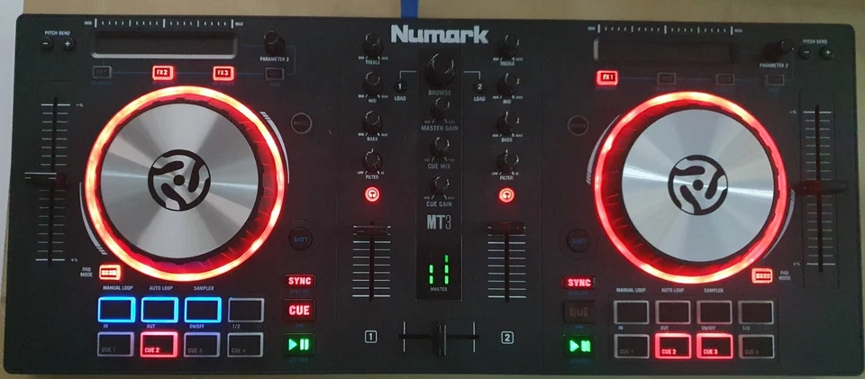 Controladora DJ Numarck MIXTRACK 3 - Imagen 1 de 4