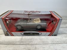 Road Signature 92788 Aston Martin 1958 DB2-4 Mark III 1/18 Die-cast