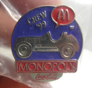 Coche de carreras vintage McDonald's restaurante Crew Monopoly 1999 empleado promoción pin de anuncio - Imagen 1 de 3