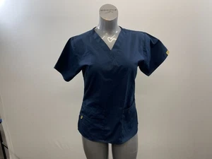 Wonder Wink Women's V Neck Scrub Top Small Blue Short Sleeve Polyester Blend - Picture 1 of 5