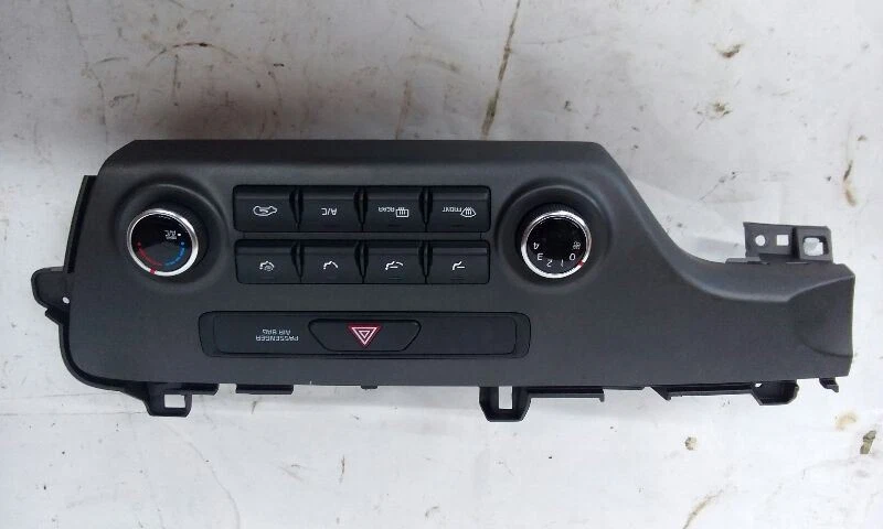 17 Kia Sportage Temperatura Climatizador ID 97250D9020 Perilla Pulsador Foto 1 de 4