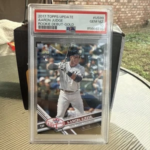 2017 Topps Update Series - Rookie Debut Aaron Judge #US99 Gold /2017 (RC) - Picture 1 of 2