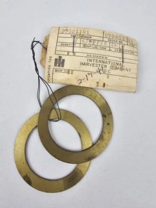QTY =1 NOS OEM #393211R1 - Washer Shield Case IH Part (ORIGINAL) - Picture 1 of 3