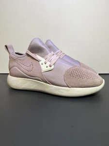 Nike Lunarcharge Premium Iced Lilac Damen-Sportschuhe/Größe 8,5 - Bild 1 von 11