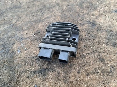 2014 HONDA FORZA 300 NSS300 MK1 VOLTAGE REGULATOR RECTIFIER GWO - Image 1 of 4