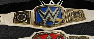 WWE Women’s Commemorative Title Smackdown  - Picture 1 of 5