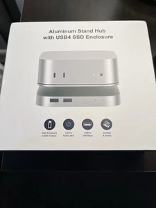 Qwiizlab Aluminum Stand HubWith USB4 SSD Enclosure Model UH60 U4 For Mac Mini M4 - Afbeelding 1 van 16