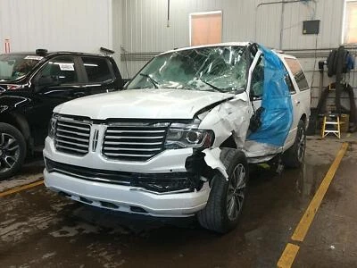 OEM Alternator For Navigator Assy - Image 1 of 4