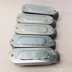 LOTE DE 5 TOPACIOS 12 CU. IN. CAJA CUBIERTA DE CONDUCTO L PVC - Imagen 1 de 5