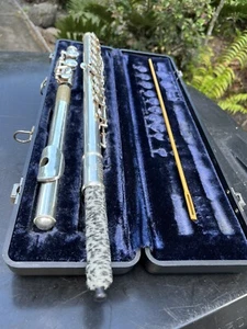 ARTLEY FLUTE 18-0 NICKEL PLATED SILVER CASE SWAB STICK GREAT CONDITION #655485 - Picture 1 of 19