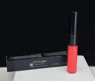 Brillo de labios Cle De Peau 7 Beaute .21 oz nuevo en caja Foto 1 de 4