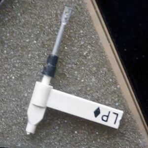 NOS ZENITH 274-DS77 Diamond Needle BSR ST-16 ST-17 ST-18 ST-19 ST-20 ST-21 - Picture 1 of 3