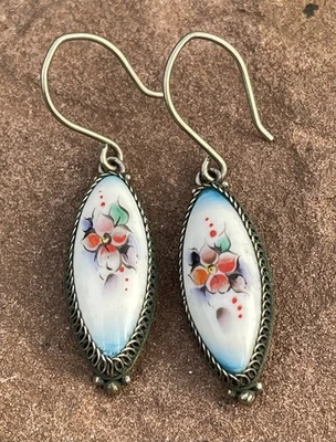 Historismus Silber Ohrringe mit Emaillemalerei (AT 665) - Bild 1 von 3