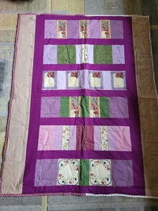 Handgefertigte mehrfarbige Schoßdecke Größe 60 x 48 - Bild 1 von 3